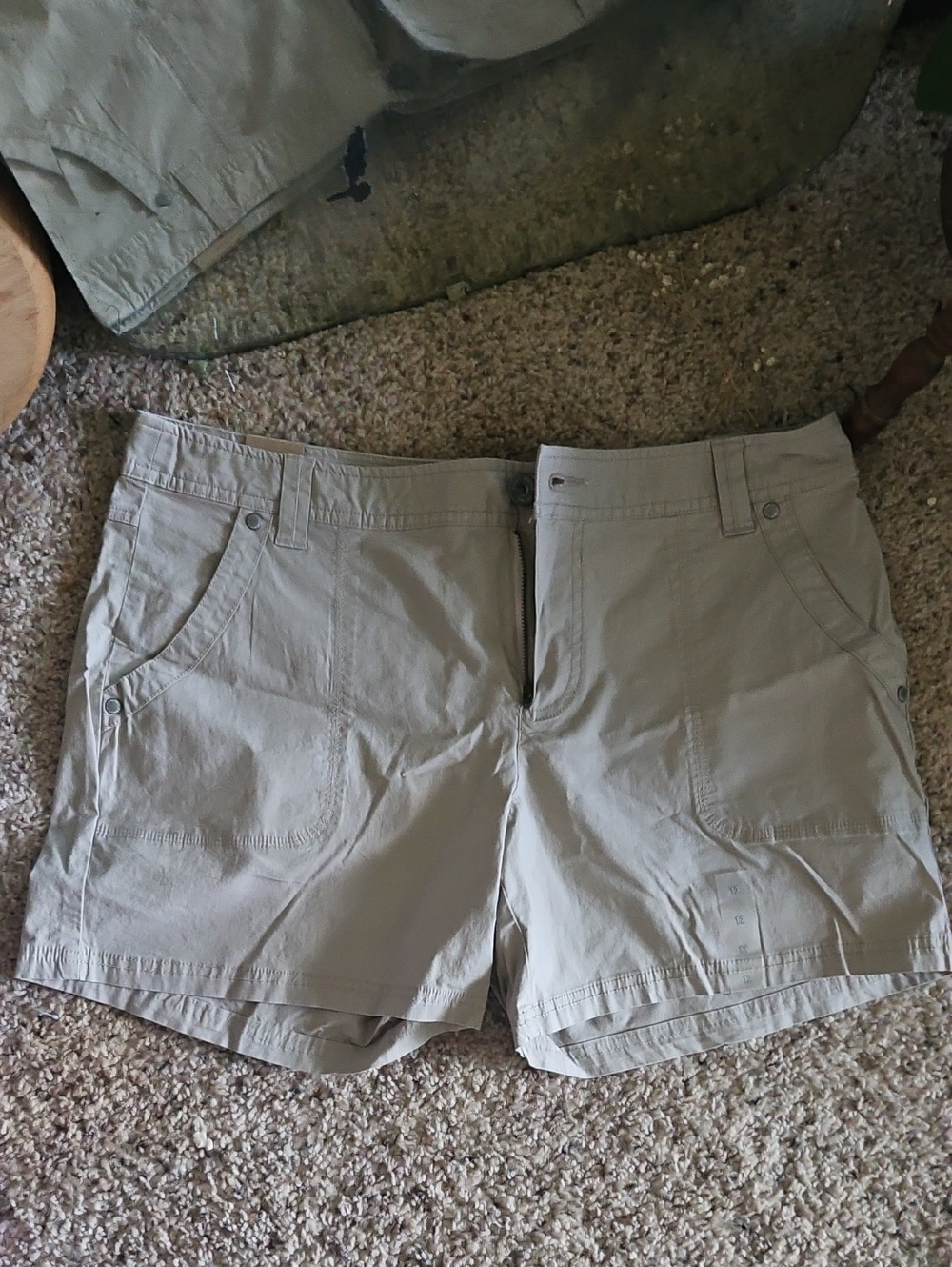 DKNY Women's Light Khaki Casual Bermuda Shorts
